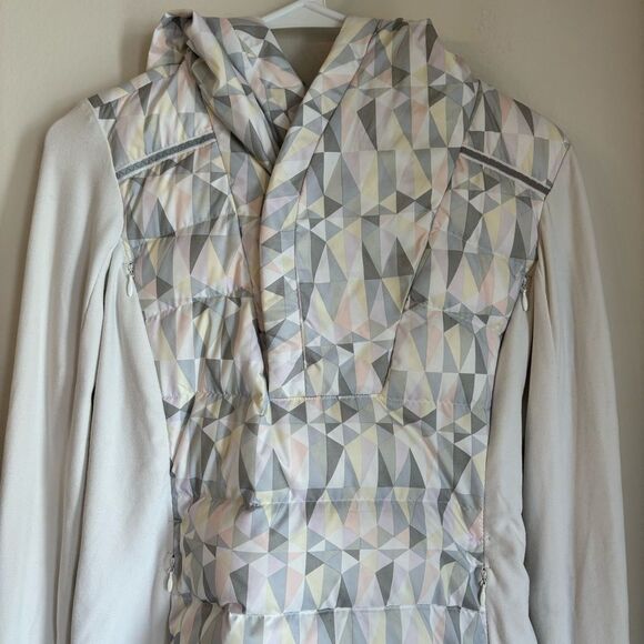 Lululemon Women Fluff Off Pullover Sz 6 Stained Glass White 800 Down Fill Puff! - Picture 7 of 16